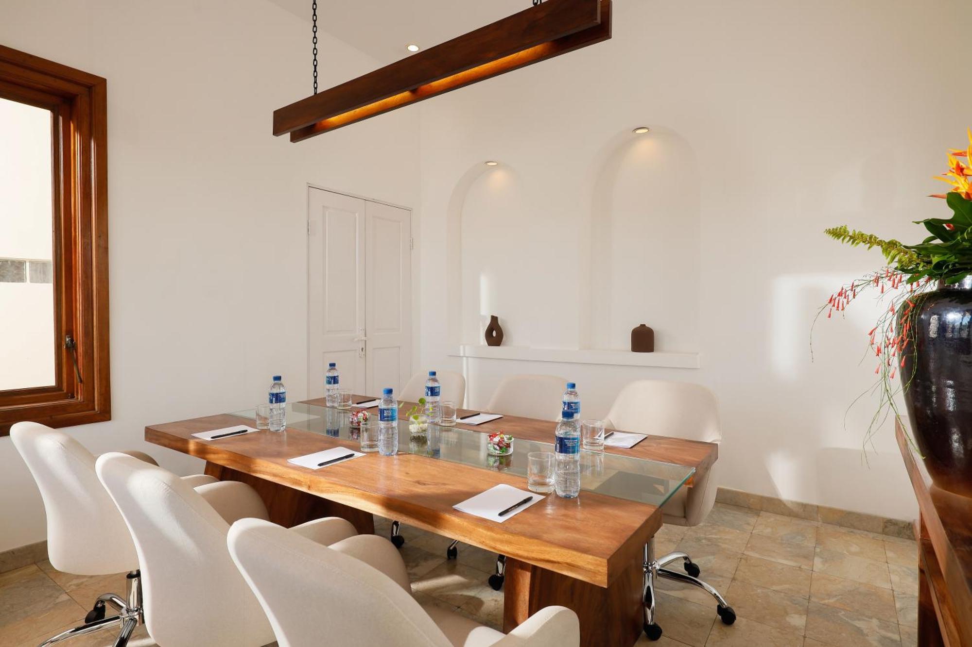 Puri Tempo Doeloe Boutique Hotel ซานูร์ ภายนอก รูปภาพ