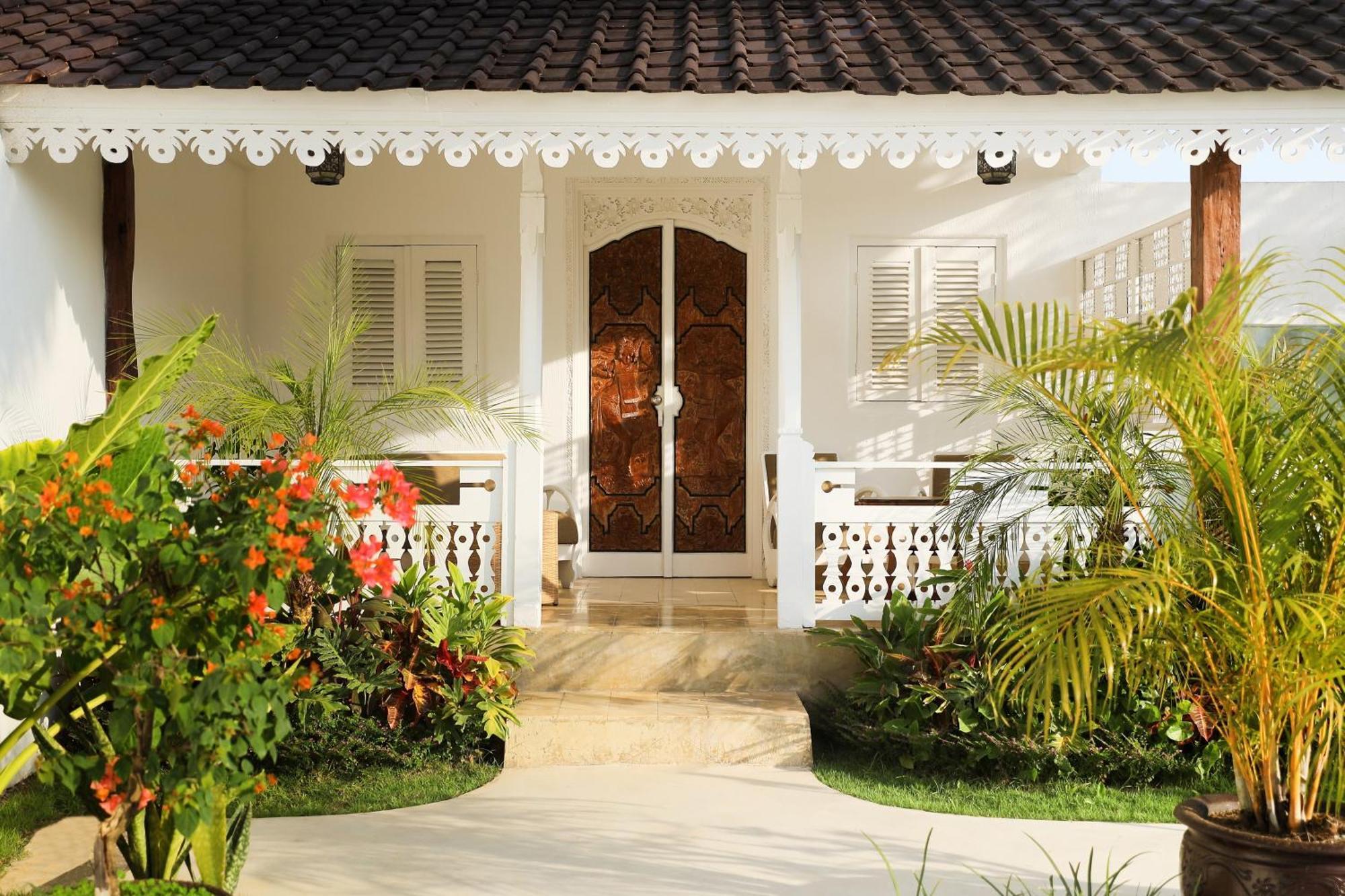 Puri Tempo Doeloe Boutique Hotel ซานูร์ ภายนอก รูปภาพ