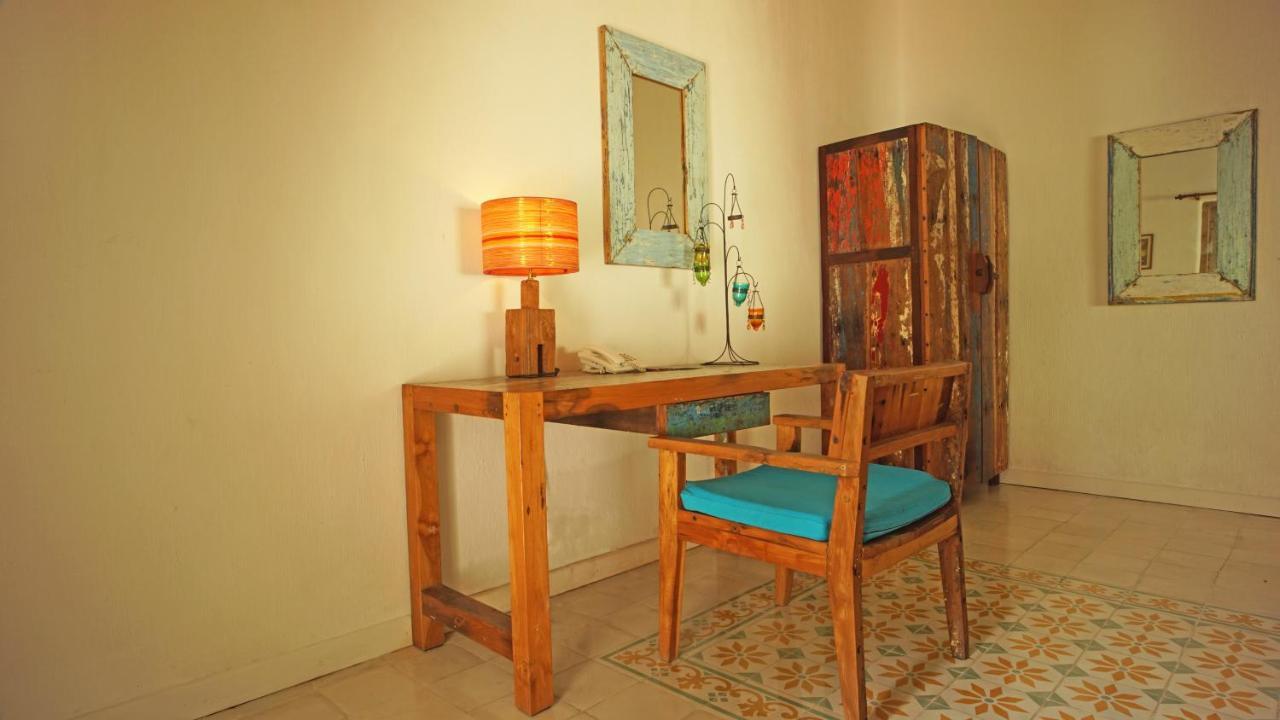Puri Tempo Doeloe Boutique Hotel ซานูร์ ภายนอก รูปภาพ